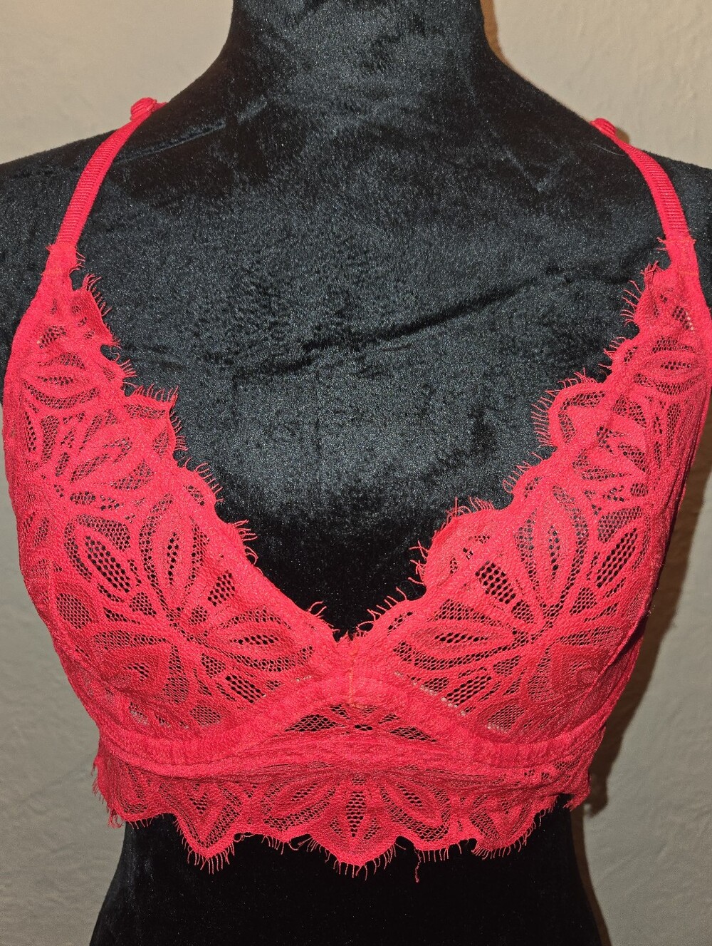 Victoriaβs Secret PINK Red Lace Bralette Racerback Y2K Coquette